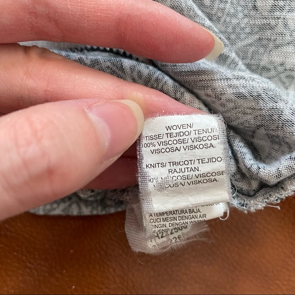 Lucky Brand | Ornate Patterned Blouse | 3/4 Sleeve | XS - Picture 10 of 10